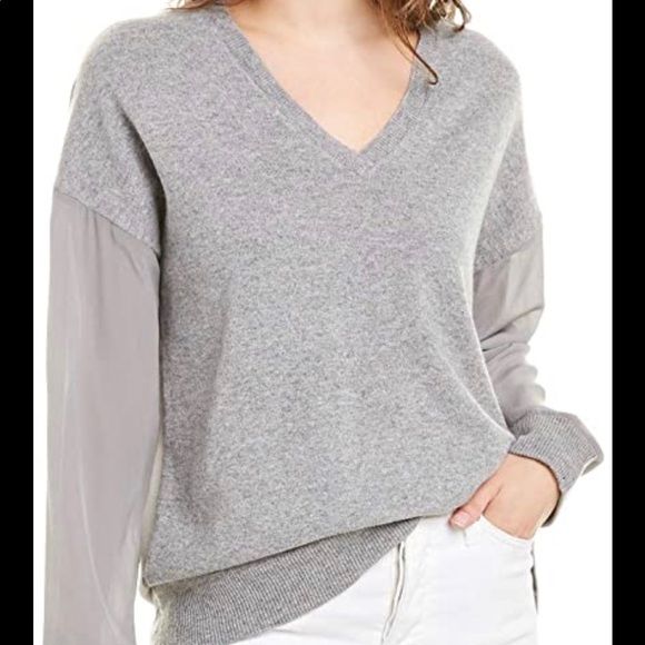 Navy Blue Long Sleeve V-Neck Sweater - Picture 6 of 7